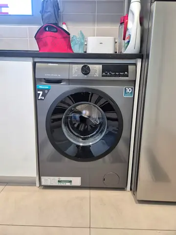 Hisense 7kg Front Load Washing Machine - Good Condition