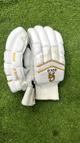 SG Gold 20K Cricket Batting Gloves - Excellent Condition