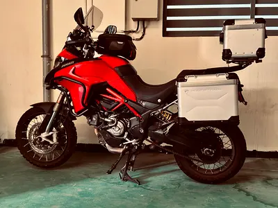 DUCATI MULTISTRATA 950S