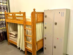 Bed Space for Ladies and Gents available in Business Bay