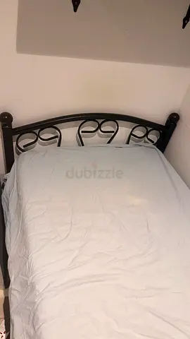 Single metal bed frame with mattress - good condition
