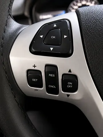 صورة 10 لـ 2011 FORD EDGE