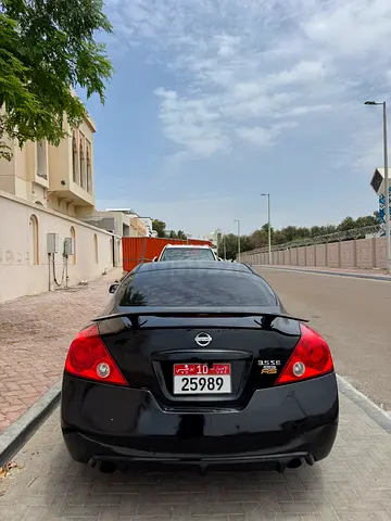 Nissan Altima S 2009 GCC Specs - Well Maintained
