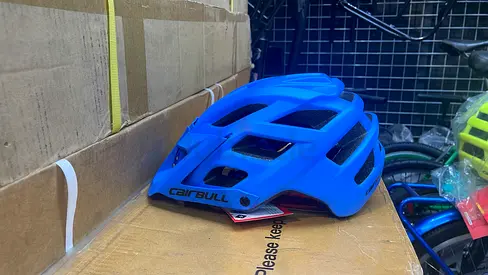 Brand new with Tag Original Cairbull helmet adjustable size for M and L will work Never used Not neg