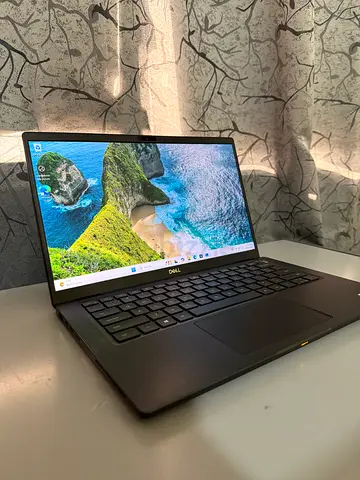 URGENT SELL !! Hp Elitebook Core i7-10th Generation 16 Gb ram 512 Gb ssd