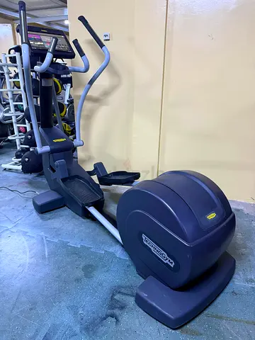 Technogym crosstrainer 1000 unity - AED 4500