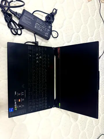 Asus tuf f15 gaming laptop mint condition barely used