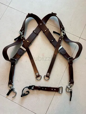 Money maker camera harness