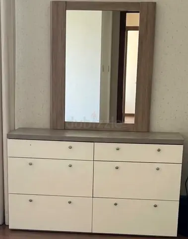 DRESSING TABLE FOR SALE
