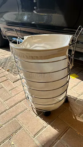 Metal Rolling Laundry Hamper with Removable Liner