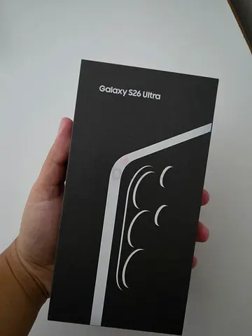 Samsung Galaxy S26 Ultra — (Black) 1 month Old