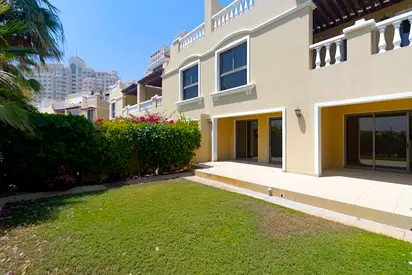4 Bedroom Townhouse for Rent - Al Hamra Village - Fully Maintained
