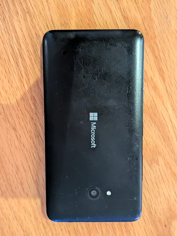 Microsoft Lumia smartphone (used) - black, needs new screen