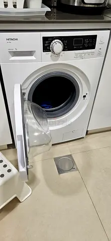 Hitachi 7kg Front-load washing machine - good working condition
