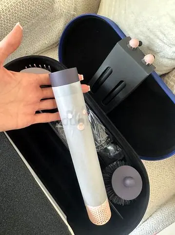 Dyson Air Wrap