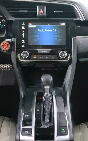2021 Honda CIVIC — фото 13