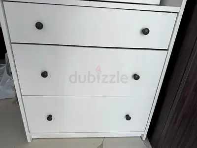 Ikea drawers table