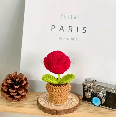 Hand-Knitted Artificial Simulation Potted Plant