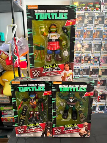 Ninja turtle figures