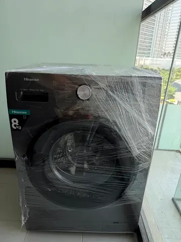 HISENSE Front-load washing machine - 8kg, wrapped, good condition