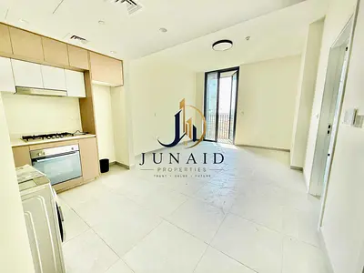 Gorgeous 1-br with all facilities inside gated community