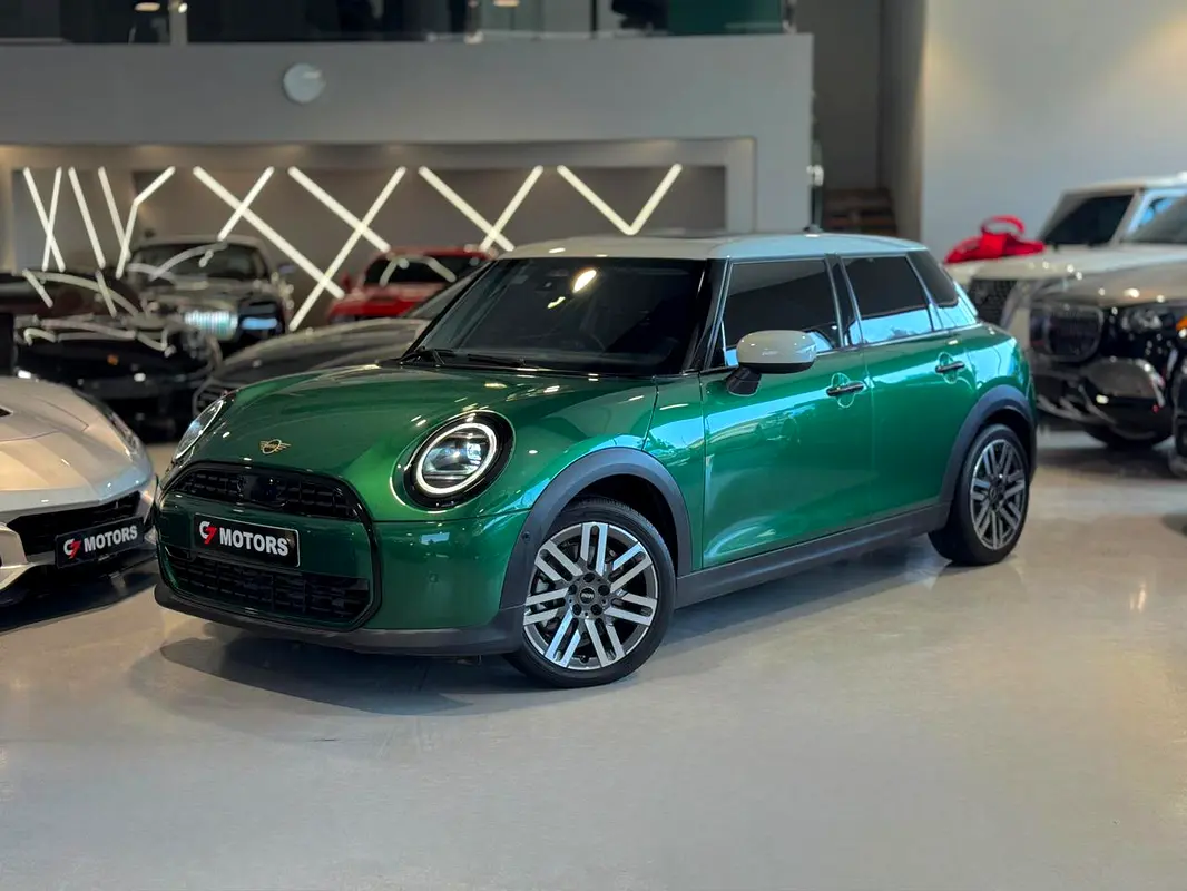 MINI Cooper 2025 — photo 1 of 1