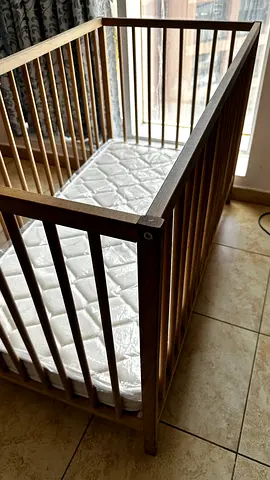 IKEA Baby Crib with Mattress - perfect condition