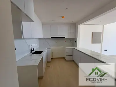 HIGH FLOOR | PRICED TO RENT | CALL NOW