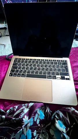 MacBook Air m1 damage screen