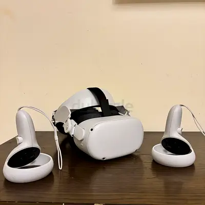 Meta Quest 2 (Oculus) 128gb VR Headset with Controllers - Good Condition