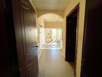استوديو للإيجار السنوي في البوطينة الشارقة | بلكونة + موزع | تكييف وغاز مركزي | موقع مميز قريب من جميع الخدمات | مناسب للسكن العملي