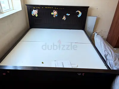 King size bed