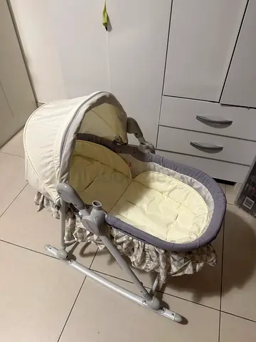 Juniors Jamie 3-in-1 Baby Seat/Bassinet with Canopy