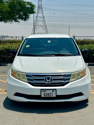 Honda Odyssey EX 2012 GCC Specs well maintained