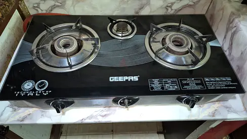 Geepas 3-Burner Glass Top Gas Stove - Good Working Condition