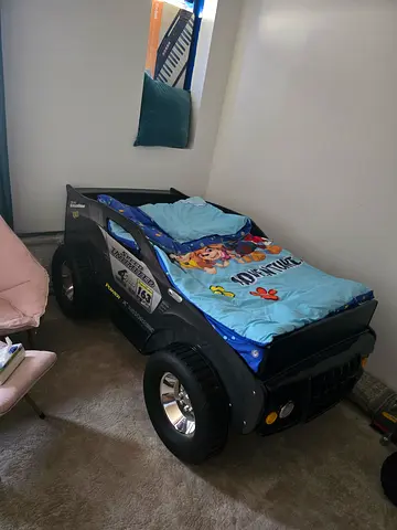 Kids Bed 190X90 with new mattress