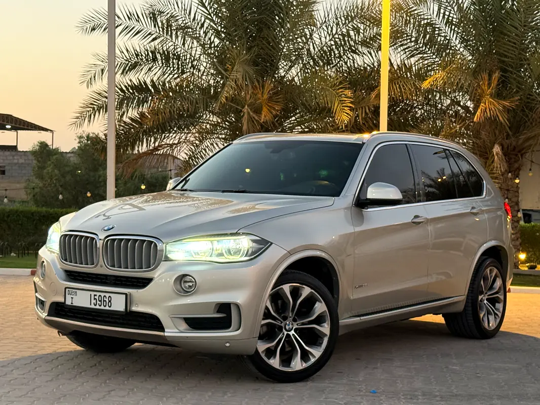 BMW X5 2016 — photo 1 of 10