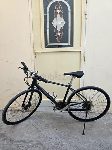 Giant escape hybrid bike disc breaks cycle