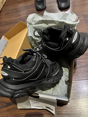 Used black athletic sneakers Balenciaga  - size 42, good condition