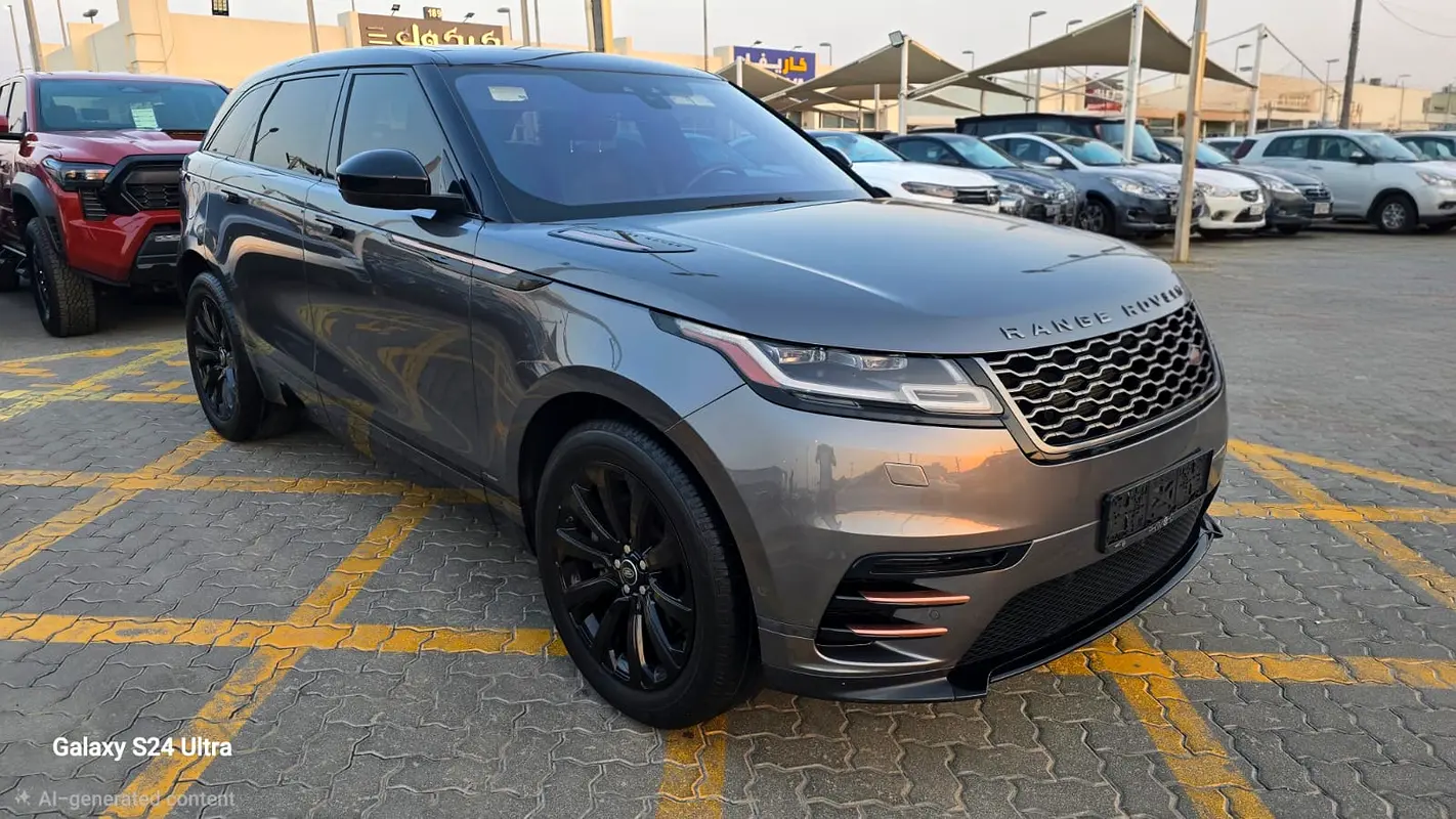 Land Rover Range Rover Velar 2018 — photo 1 of 11