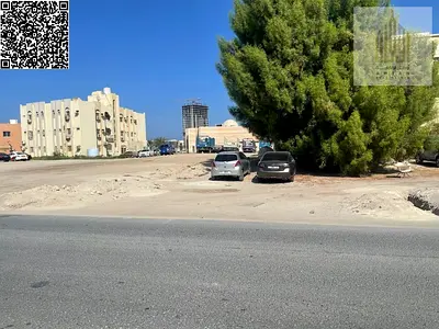 أرض سكني تجاري في ليوارة 1