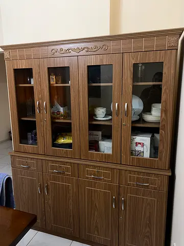 Showcase cabinet for sale in abu shagara