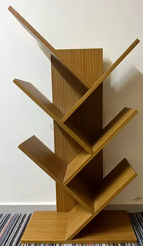 Wooden Zig-Zag Bookshelf / Magazine Rack in Light Oak