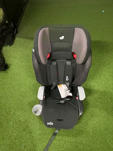 Joie child car seat - good condition