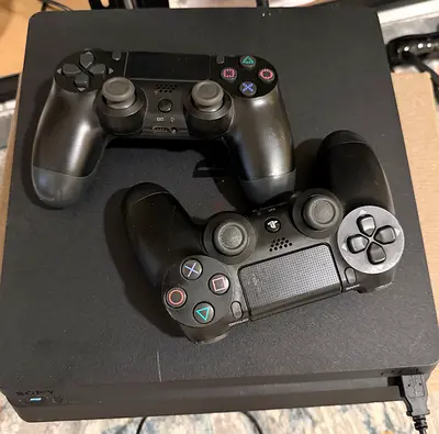 PS4 Slim (“Jail-break”@11.5) 1tb HDD