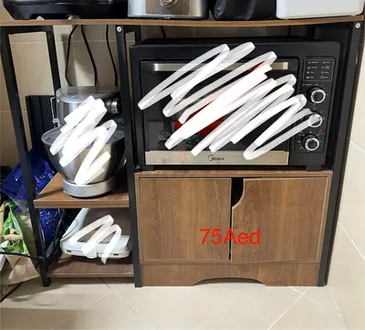 Kitchen cabinet
