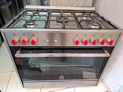 Bertazzoni latest model full gass 5 Burner full heavy duety and full safety cooker 90z60 stove