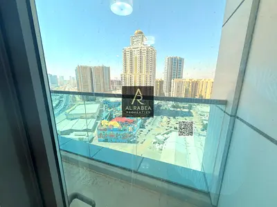 فرش كامل-مسبح-جيم-باركن-طابق عالى -ارقى تاور فى عجمان-اطلاله مفتوحه-موقع ممتاز