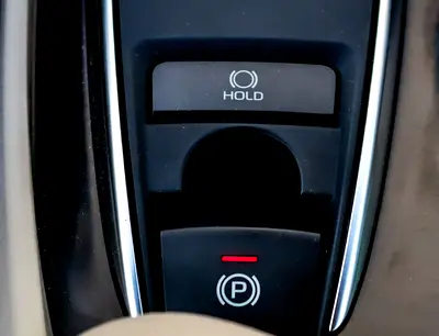 2019 Toyota CAMRY — фото 13