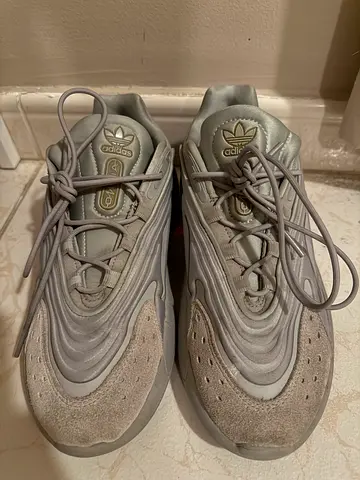 Adidas shoes like new
